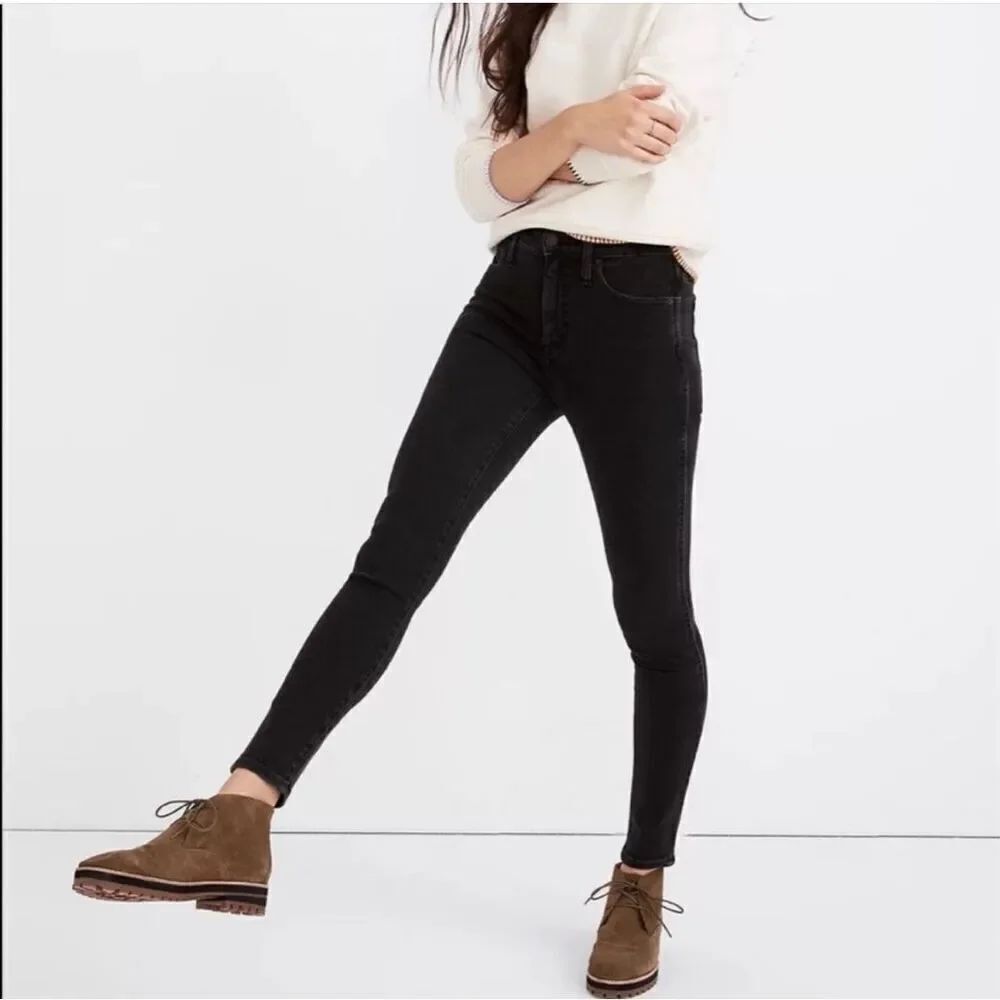 Madewell black sustainable 10” high rise skinny jeans